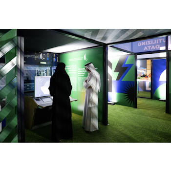 Studio Königshausen exhibition design UAE Innovates. Our contribution to this occasion was the design of an exhibition stand at the World Expo Dubai for Innovation Week. Embracing vivid hues and carnival-inspired graphics, our design paid homage to the festival's vibrant spirit.